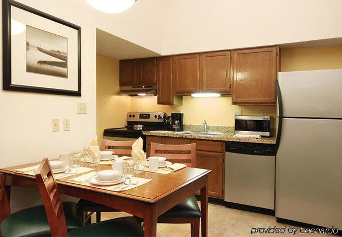 Sonesta Es Suites Tucson Room photo