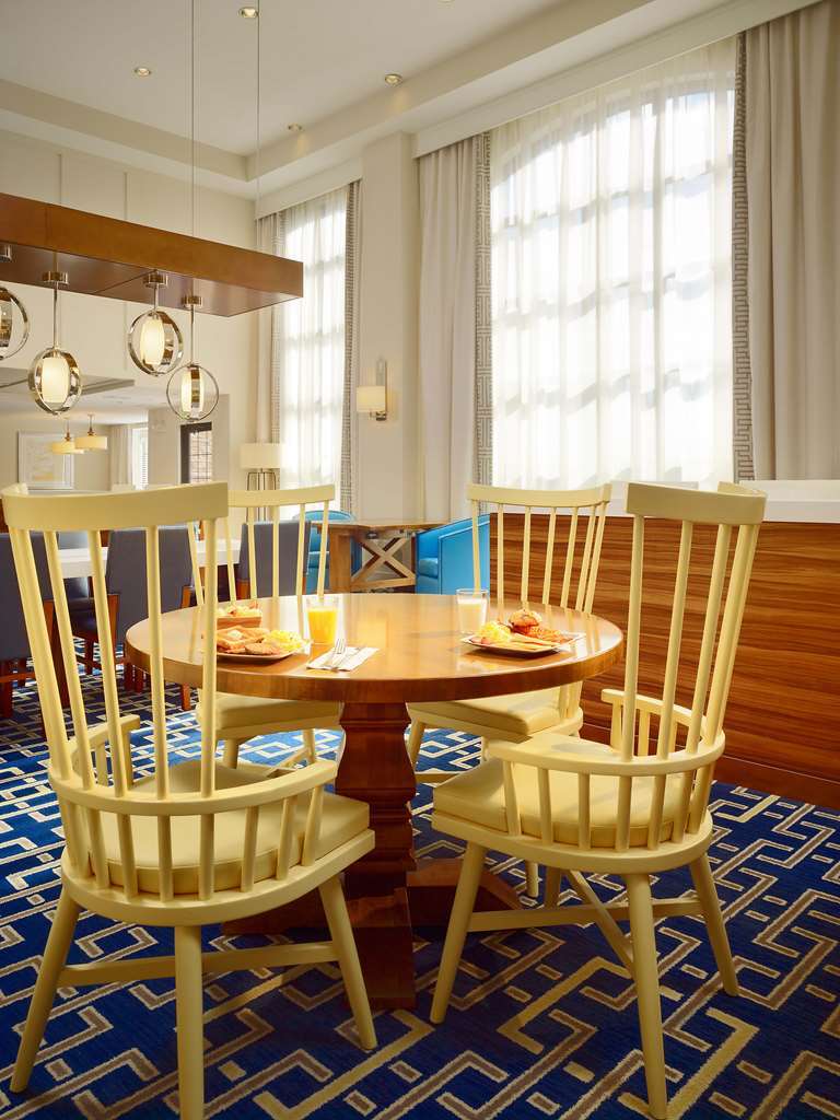 Sonesta Es Suites Tucson Restaurant photo